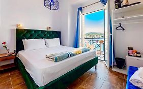 Blue Hotel